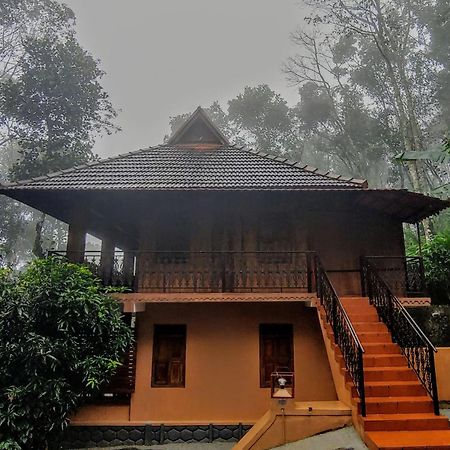 Kalpavanam Heritage Resort Thekkady Room photo