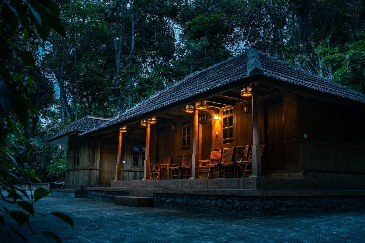Kalpavanam Heritage Resort Thekkady Exterior photo