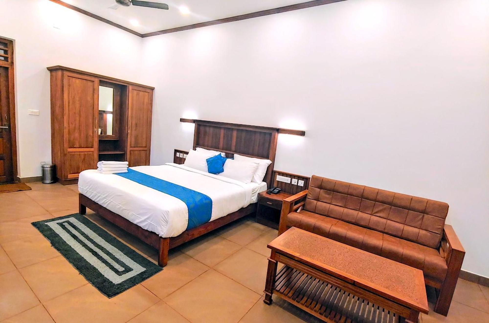 Kalpavanam Heritage Resort Thekkady Room photo